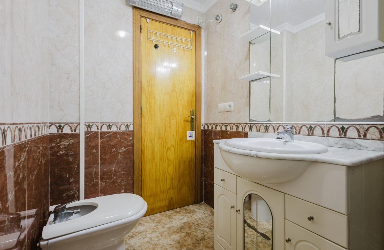 Wiederverkauf - Wohnung - Torrevieja - Playa de los Náufragos