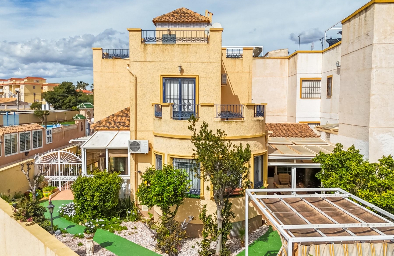 Wiederverkauf - Villa - Orihuela Costa - La Zenia- Orihuela costa