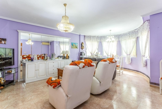 Wiederverkauf - Villa - Orihuela Costa - La Zenia- Orihuela costa