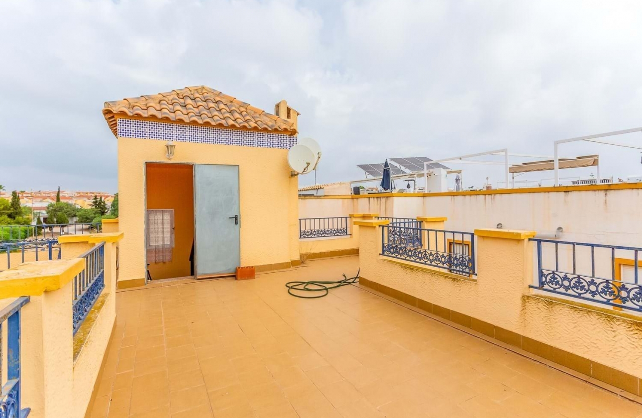 Wiederverkauf - Villa - Orihuela Costa - La Zenia- Orihuela costa