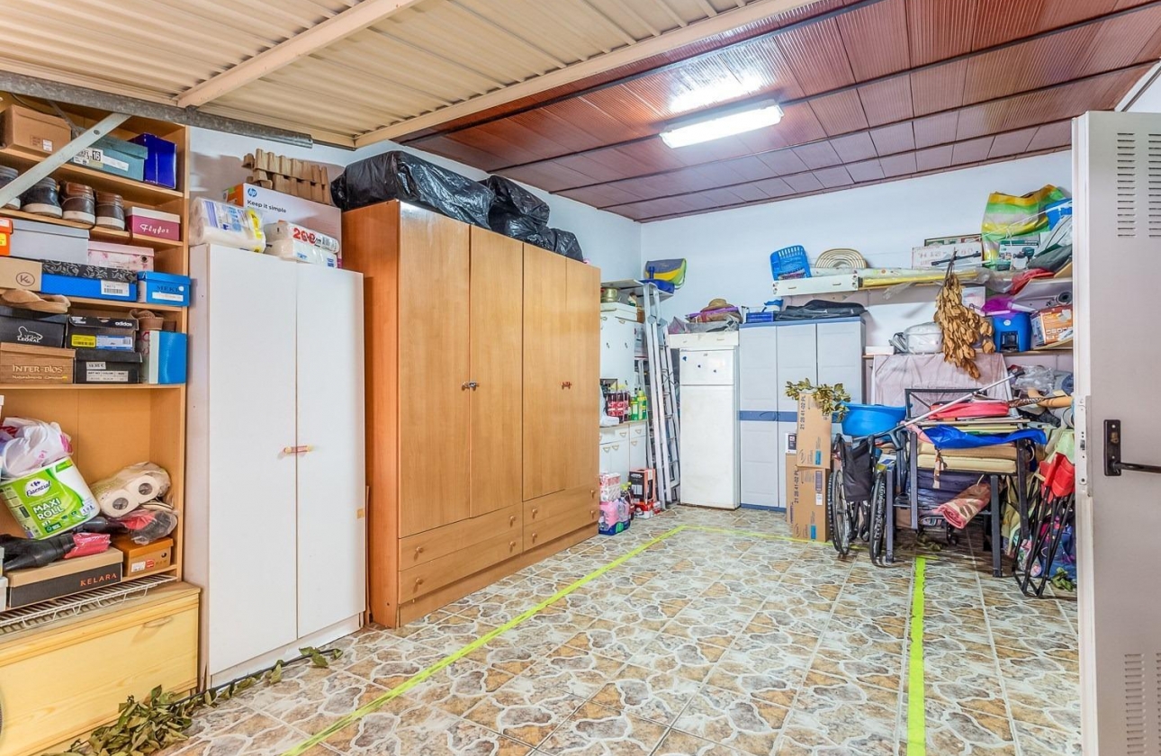 Wiederverkauf - Villa - Orihuela Costa - La Zenia- Orihuela costa