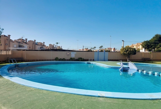 Wiederverkauf - Villa - Orihuela Costa - La Zenia- Orihuela costa