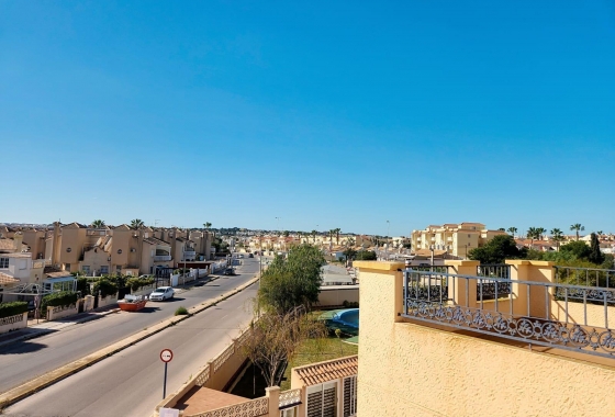 Wiederverkauf - Villa - Orihuela Costa - La Zenia- Orihuela costa