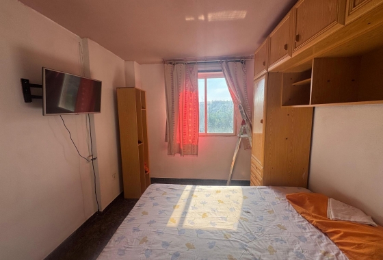 Resale - Apartment - Torrevieja - Playa del Acequión