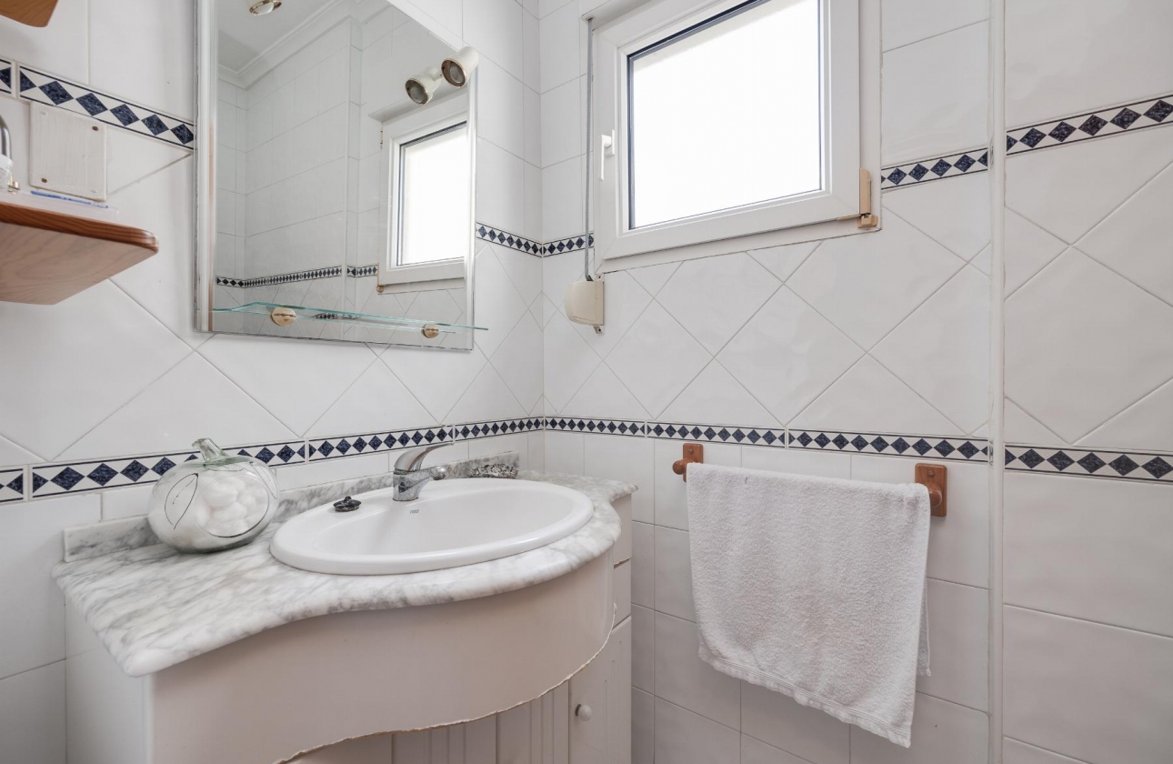 Wiederverkauf - Wohnung - Torrevieja - Parque de Las Naciones