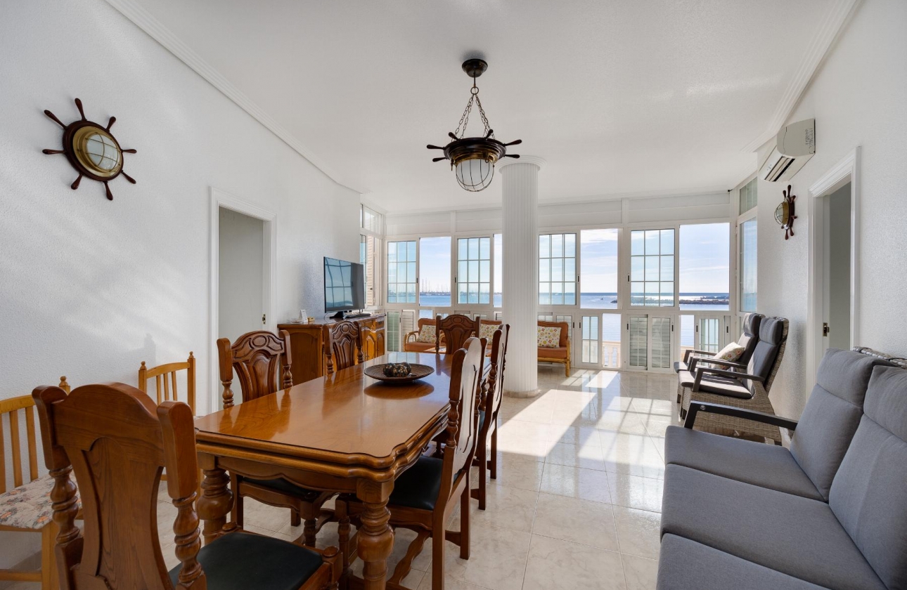 Wiederverkauf - Wohnung - Torrevieja - Playa del Acequión