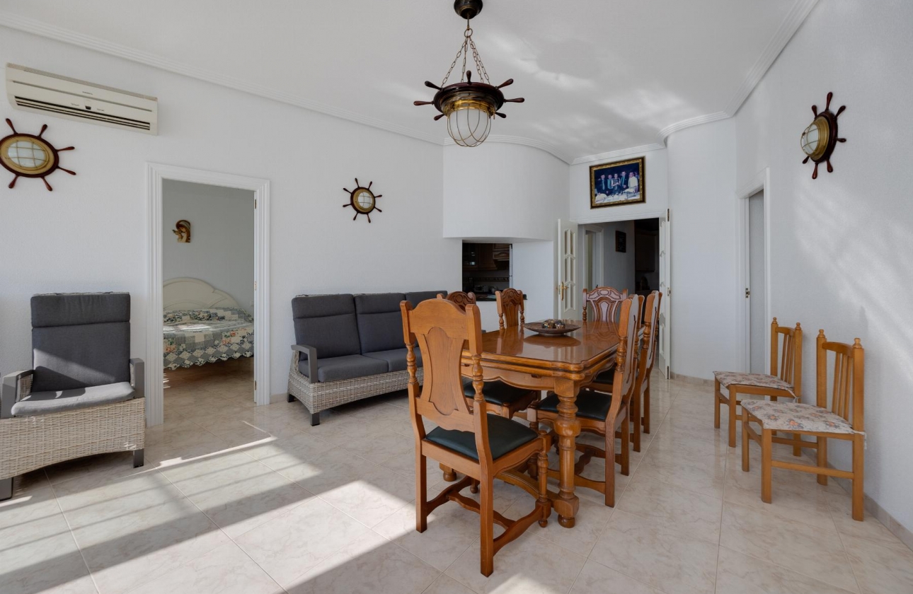 Wiederverkauf - Wohnung - Torrevieja - Playa del Acequión