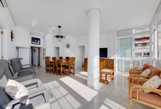 Wiederverkauf - Wohnung - Torrevieja - Playa del Acequión