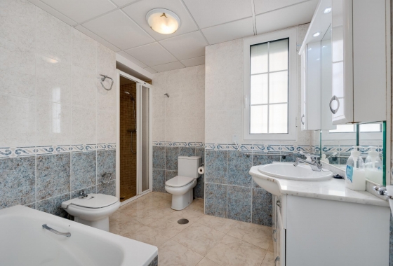 Wiederverkauf - Wohnung - Torrevieja - Playa del Acequión