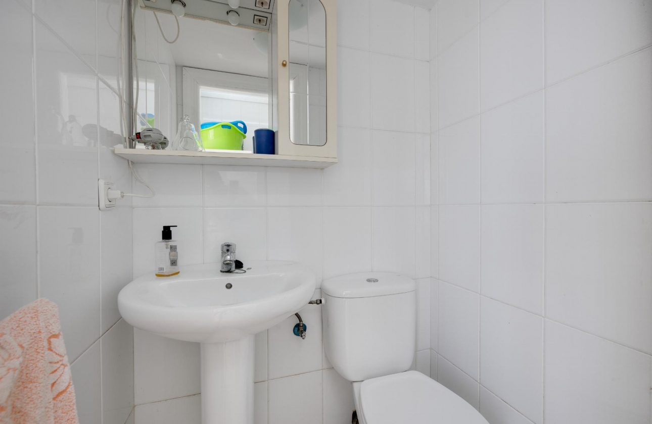 Wiederverkauf - Wohnung - Torrevieja - Playa del Acequión