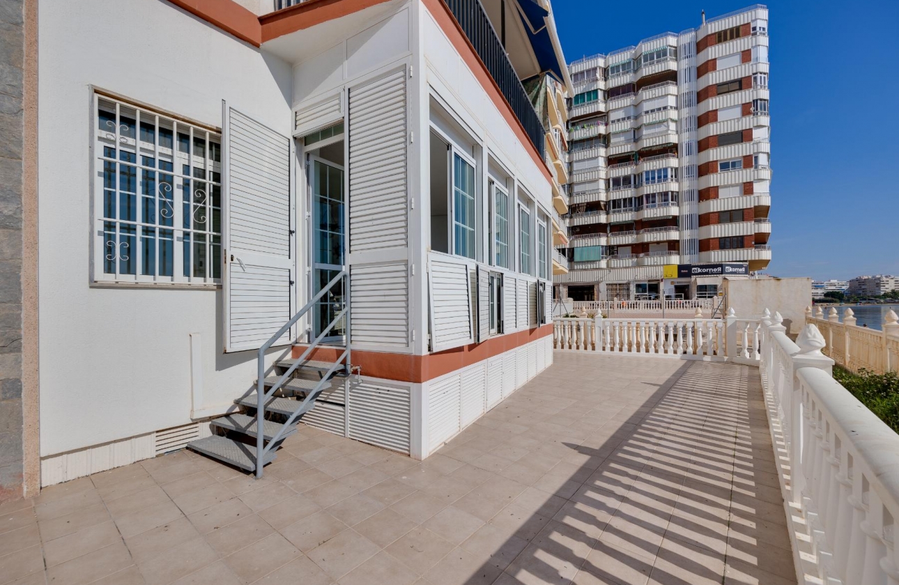 Wiederverkauf - Wohnung - Torrevieja - Playa del Acequión
