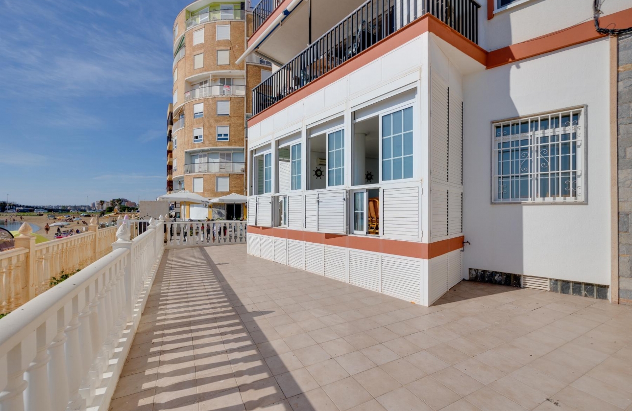 Wiederverkauf - Wohnung - Torrevieja - Playa del Acequión