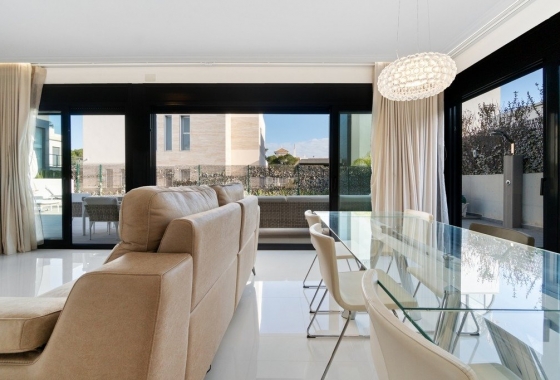 Wiederverkauf - Villa - Orihuela Costa - Agua Marina