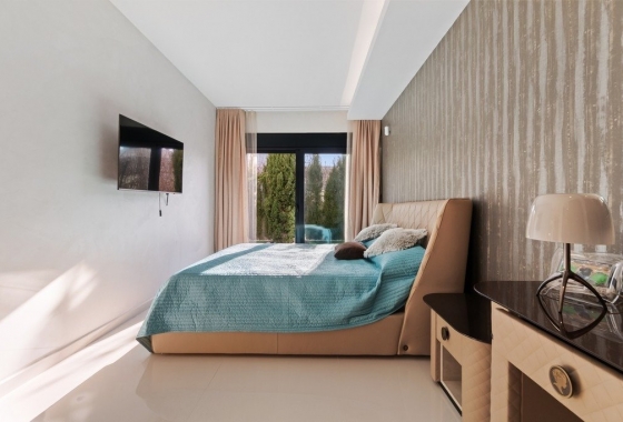 Wiederverkauf - Villa - Orihuela Costa - Agua Marina