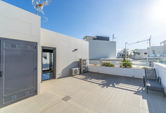 Wiederverkauf - Villa - Orihuela Costa - Agua Marina