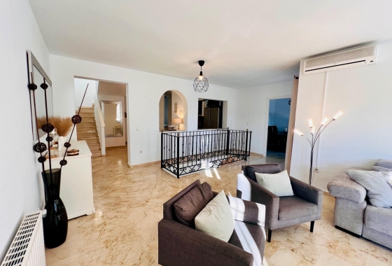 Resale - Villa - Orihuela Costa - Lomas de Campoamor-Las Ramblas