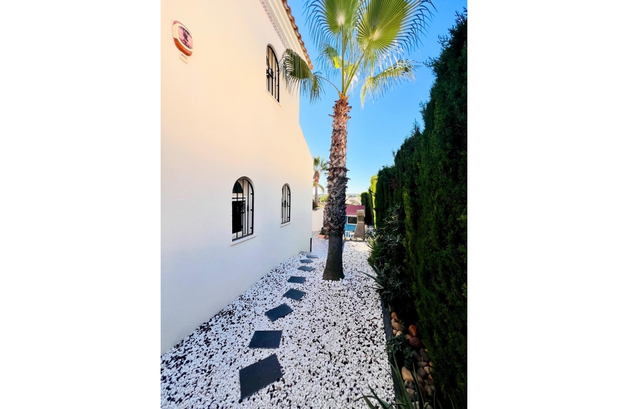 Resale - Villa - Orihuela Costa - Lomas de Campoamor-Las Ramblas