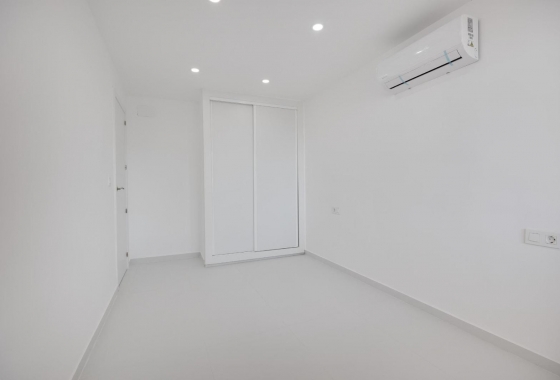 Wiederverkauf - Wohnung - Torrevieja - Playa de los Náufragos