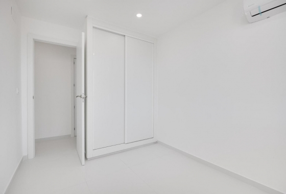 Wiederverkauf - Wohnung - Torrevieja - Playa de los Náufragos