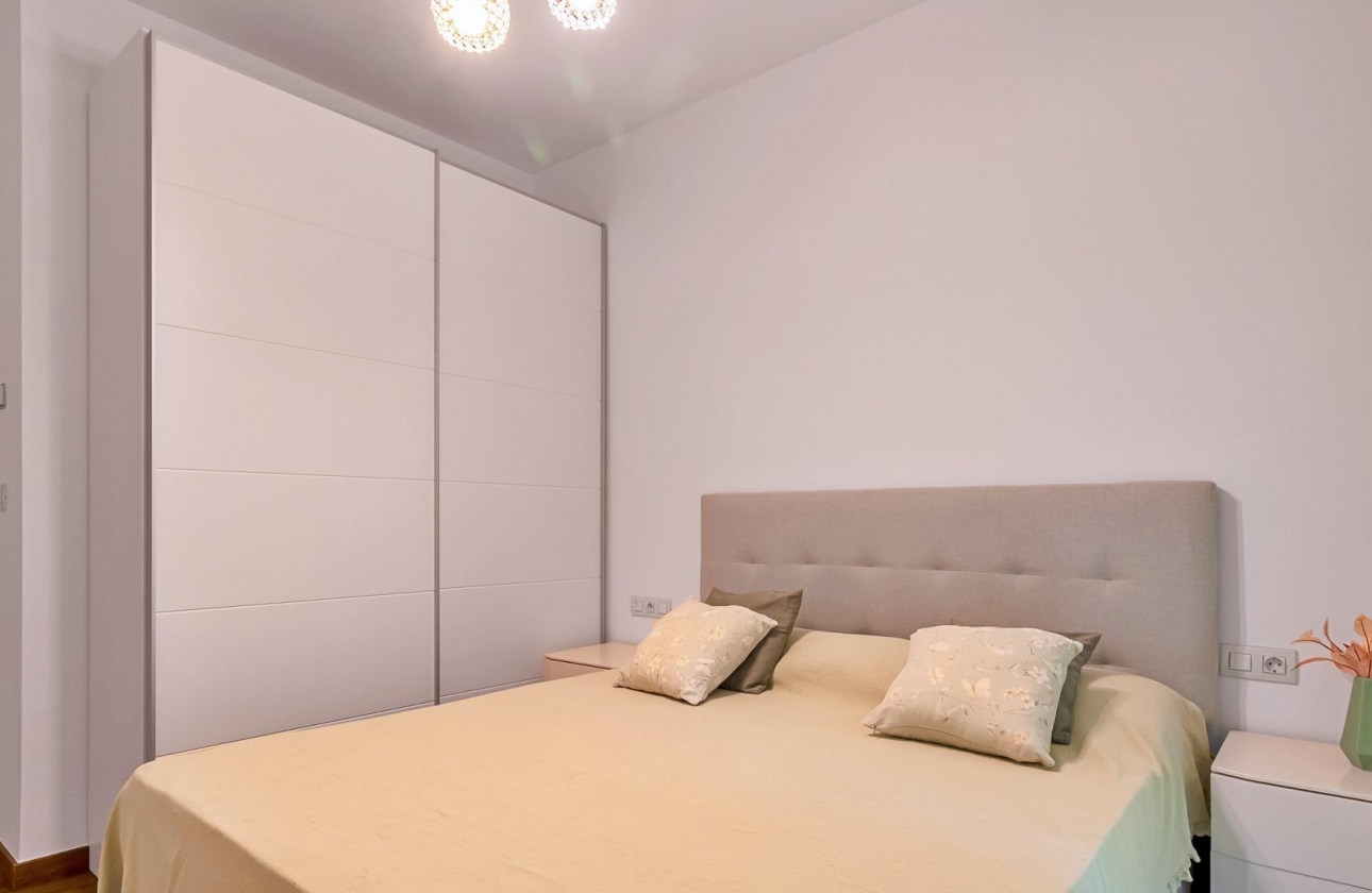 Wiederverkauf - Villa - Pilar de la Horadada - Pueblo Latino