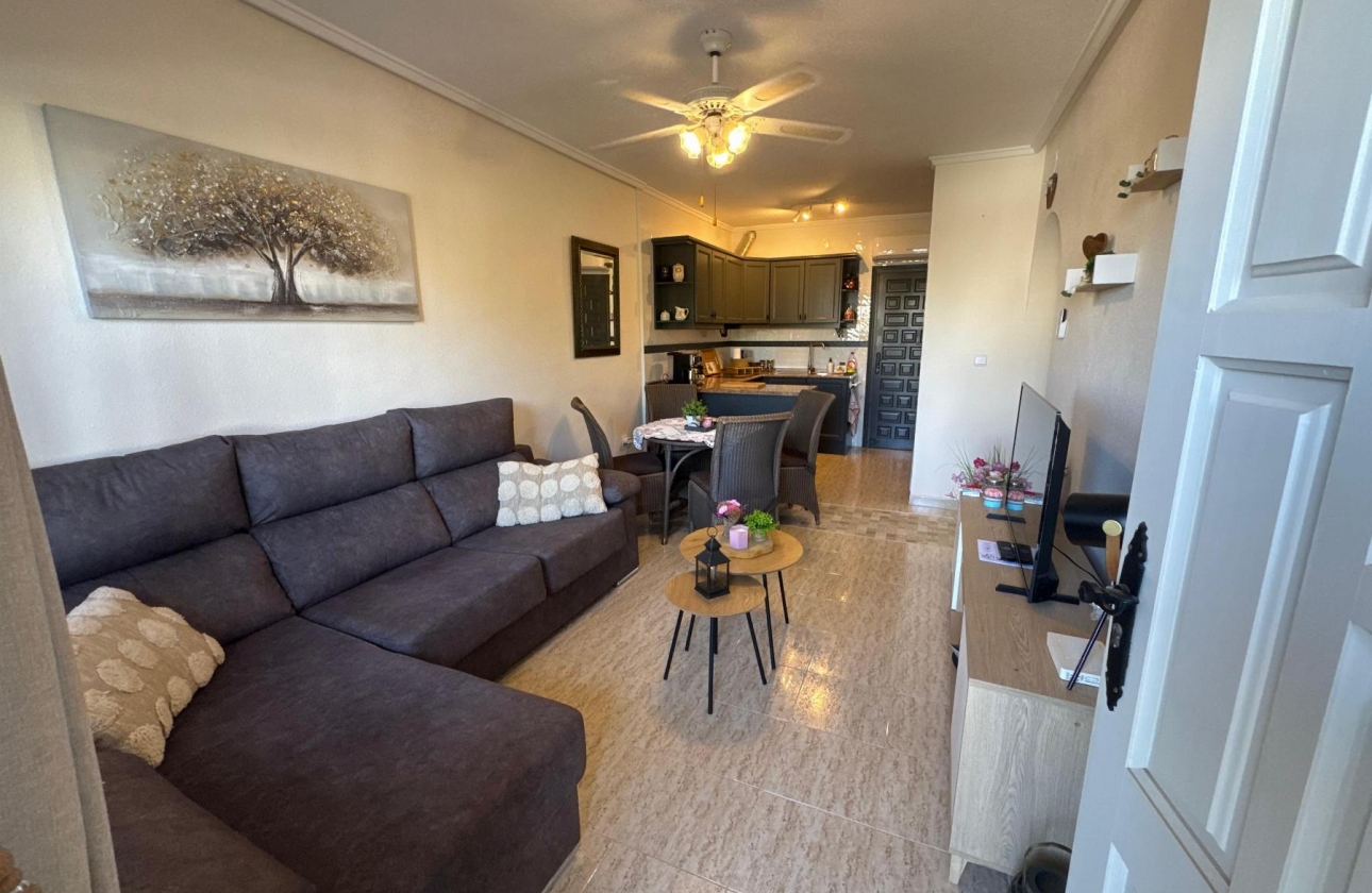 Resale - Bungalow - Orihuela Costa - La Florida