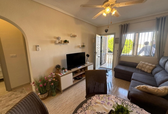 Resale - Bungalow - Orihuela Costa - La Florida