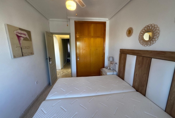 Resale - Bungalow - Orihuela Costa - La Florida