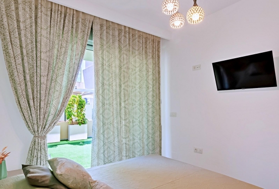 Revente - Villa - Pilar de la Horadada - Pueblo Latino