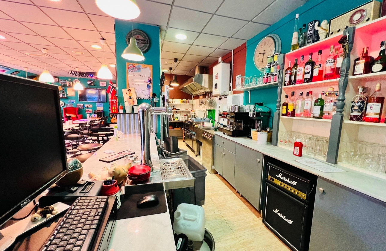 Resale - Commercial - Torrevieja - torrevieja