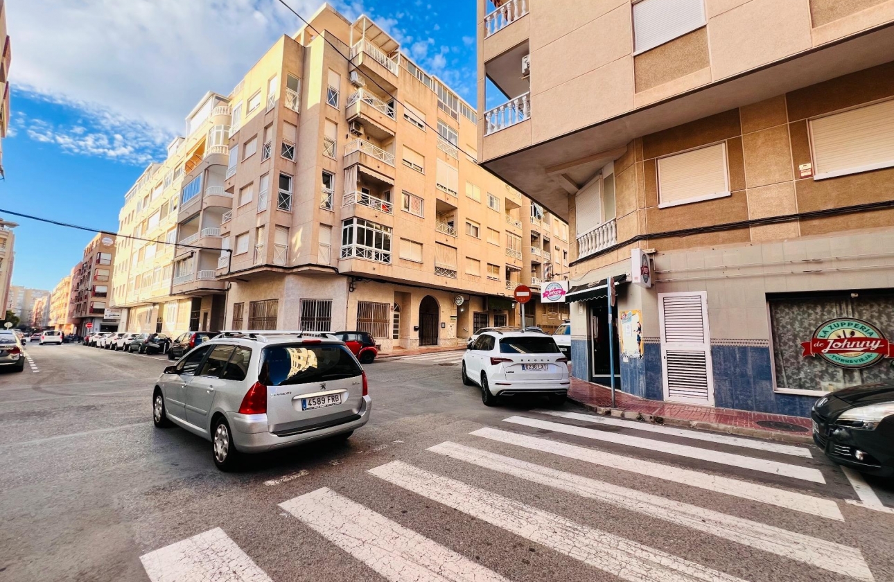 Resale - Commercial - Torrevieja - torrevieja
