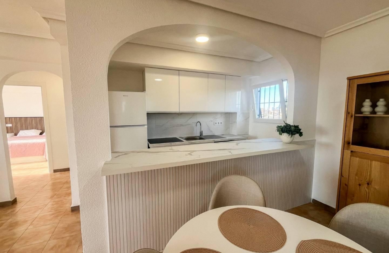 Resale - Apartment - Torrevieja - Punta Prima