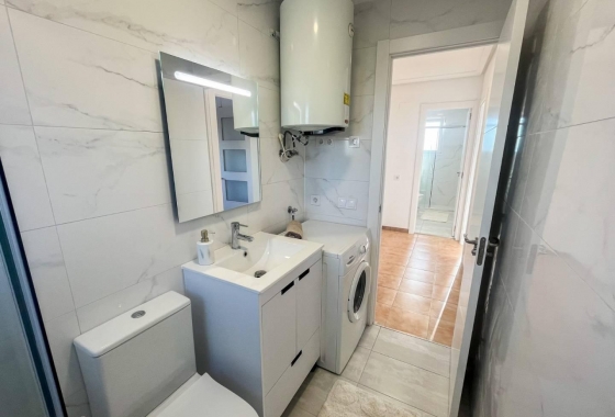 Resale - Apartment - Torrevieja - Punta Prima