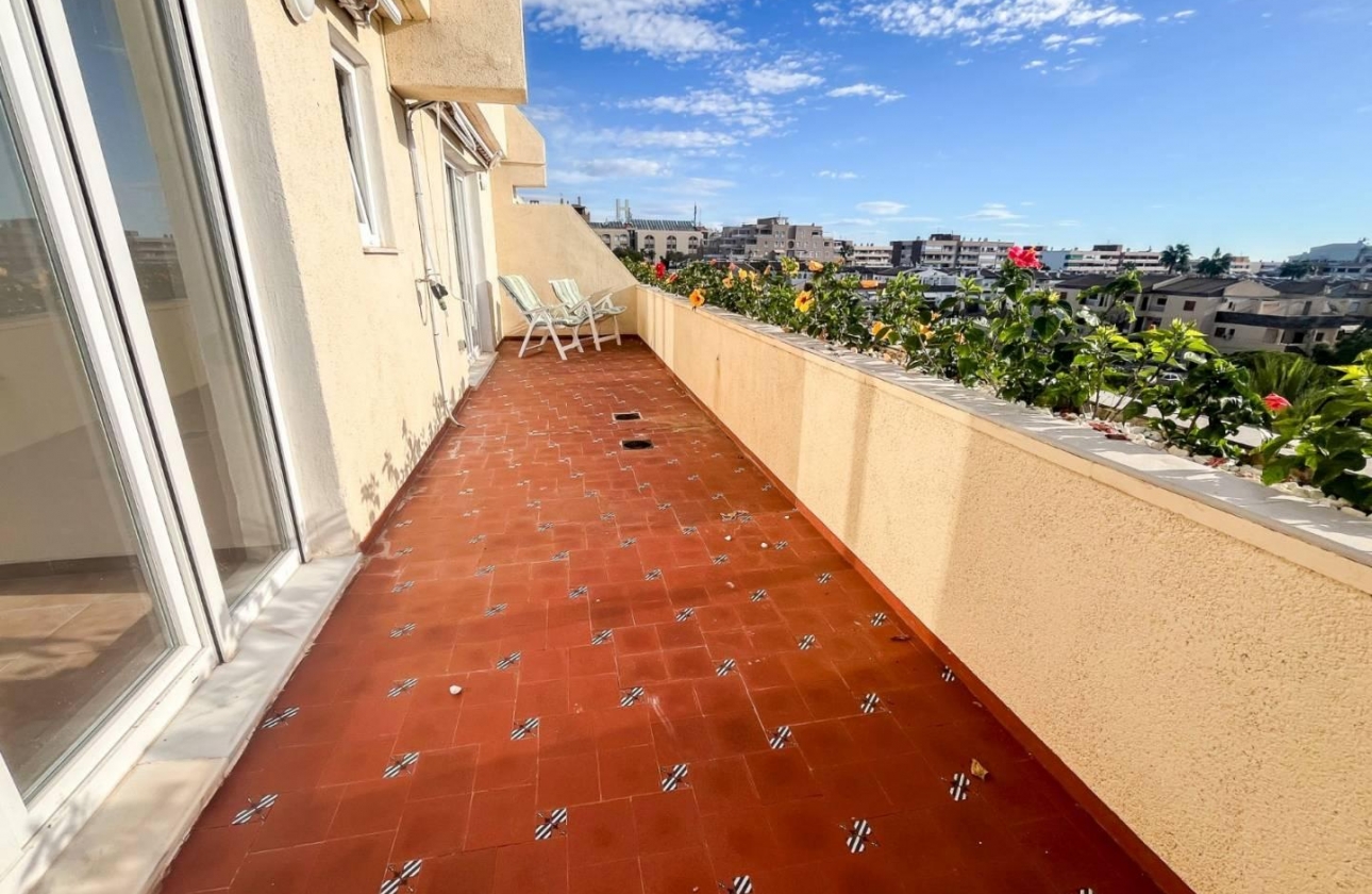 Resale - Apartment - Torrevieja - Punta Prima