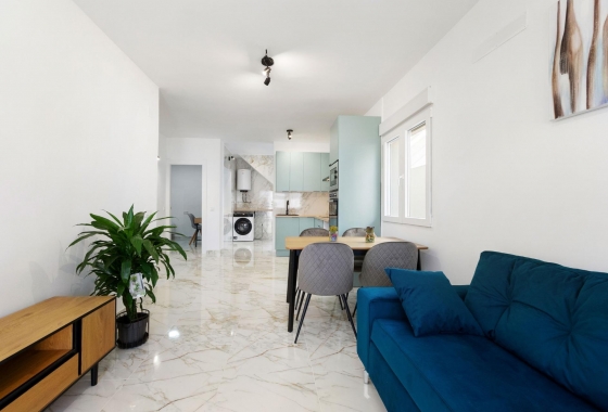 Resale - Villa - Torrevieja - El chaparral