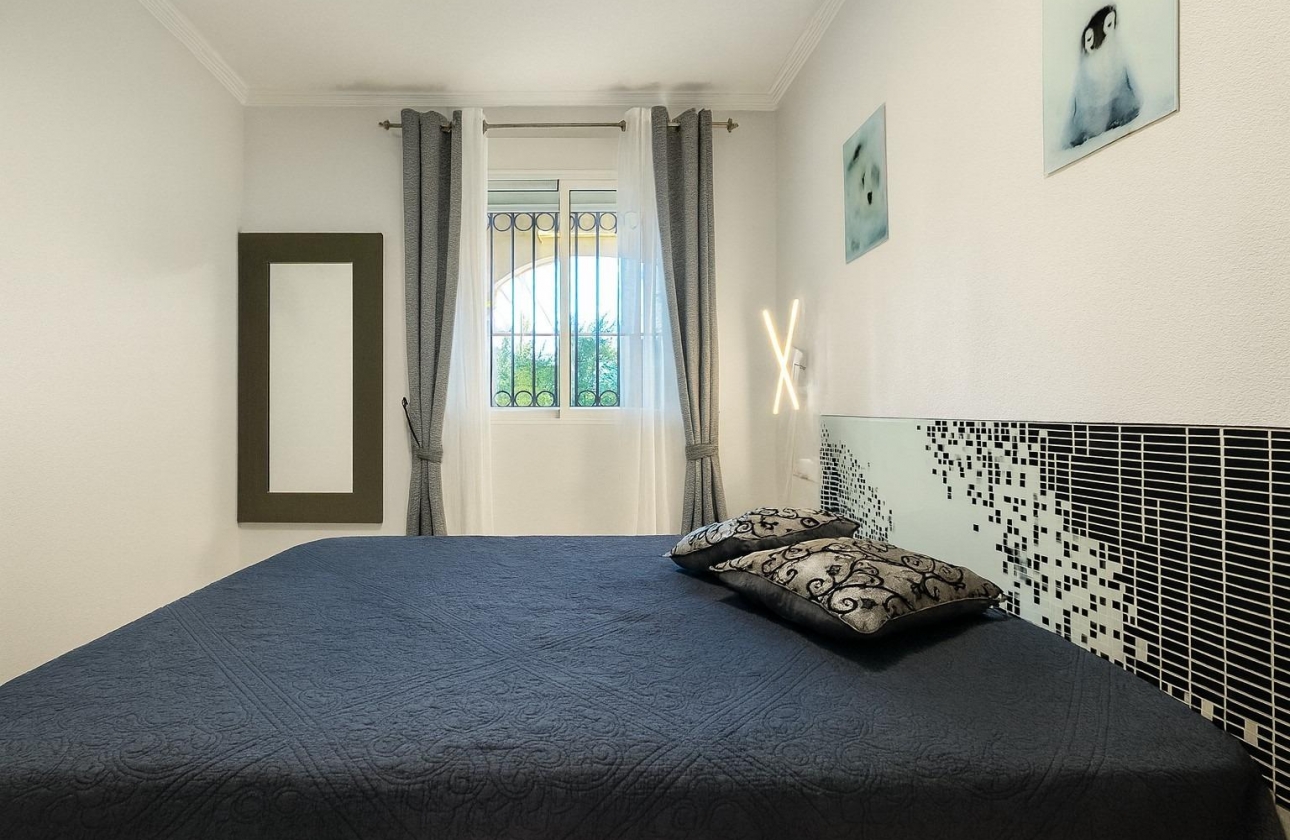 Resale - Apartment - Orihuela Costa - Altos de Campoamor