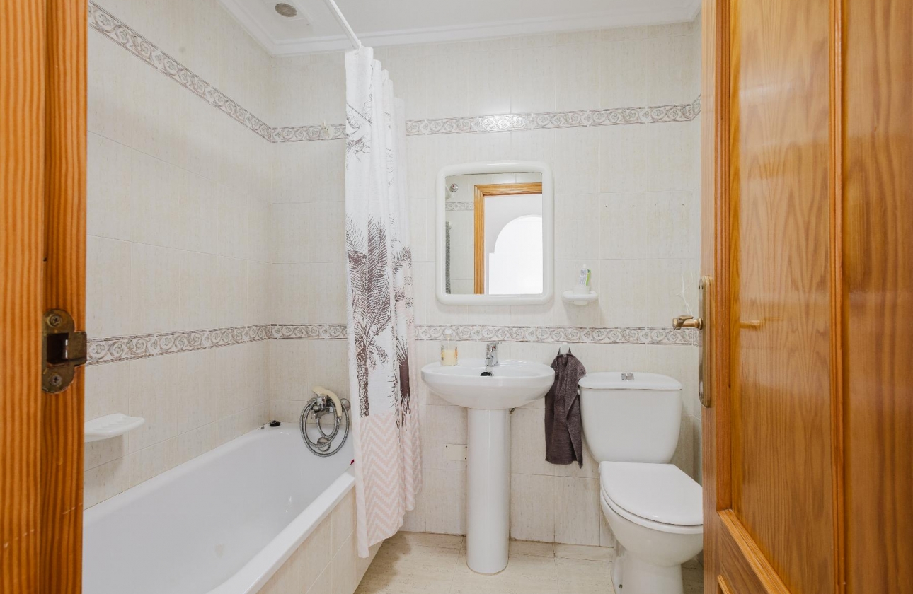 Resale - Bungalow - Torrevieja - Parque de Las Naciones