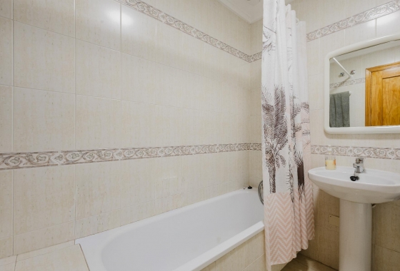 Resale - Bungalow - Torrevieja - Parque de Las Naciones