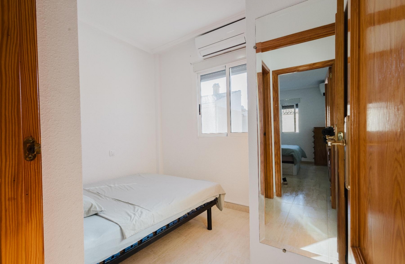 Resale - Bungalow - Torrevieja - Parque de Las Naciones