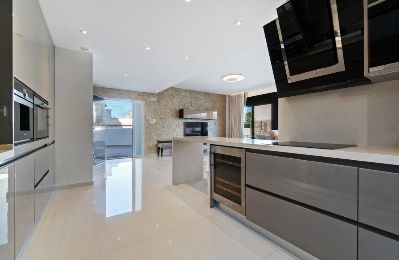 Resale - Villa - Orihuela Costa - Agua Marina