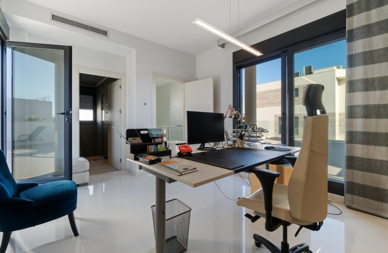 Resale - Villa - Orihuela Costa - Agua Marina