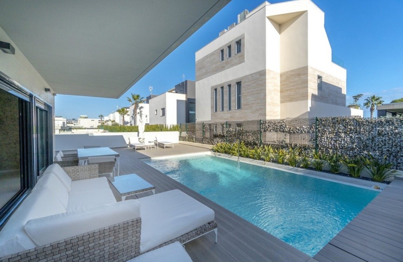 Resale - Villa - Orihuela Costa - Agua Marina