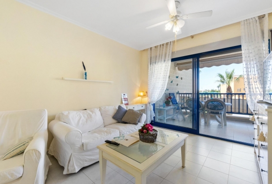 Resale - Apartment - Orihuela Costa - Campoamor