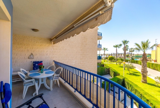 Resale - Apartment - Orihuela Costa - Campoamor