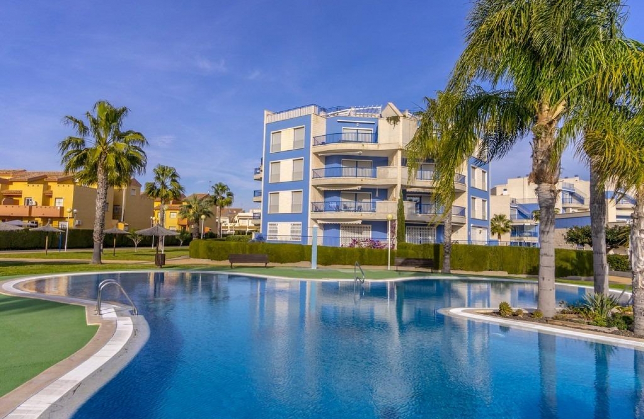 Resale - Apartment - Orihuela Costa - Campoamor