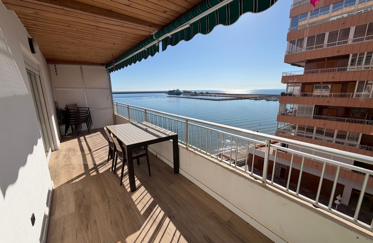 Resale - Apartment - Torrevieja - Playa del Acequión
