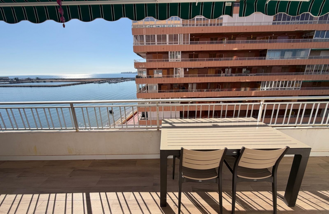 Resale - Apartment - Torrevieja - Playa del Acequión
