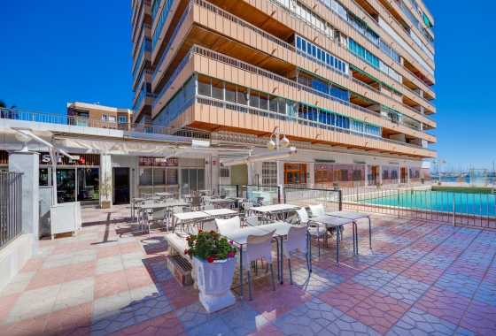 Resale - Apartment - Torrevieja - Playa del Acequión