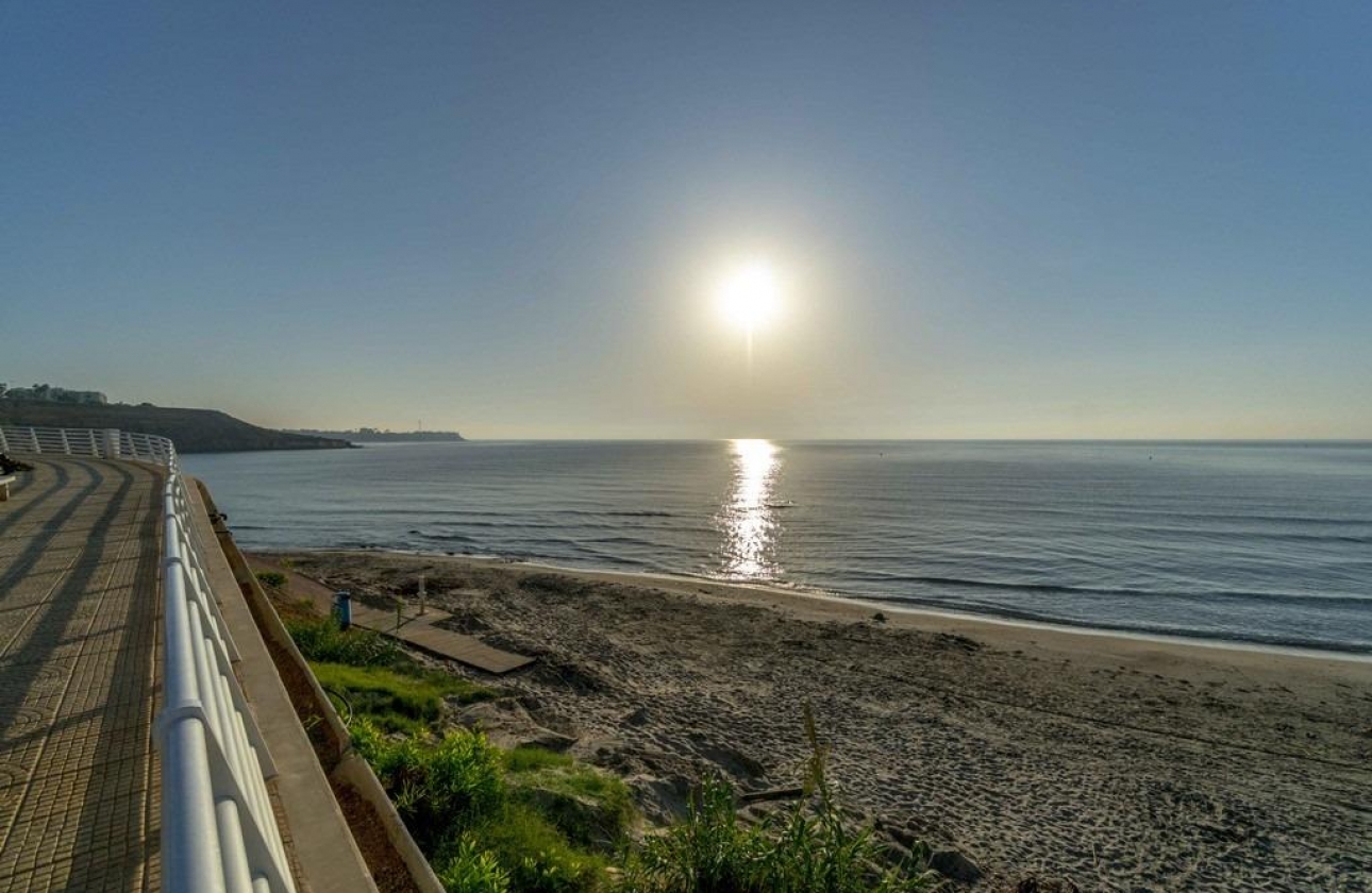 Resale - Apartment - Orihuela Costa - Aguamarina