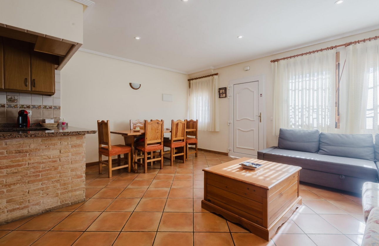 Resale - Bungalow - Torrevieja - PLAYA DE LA MATA
