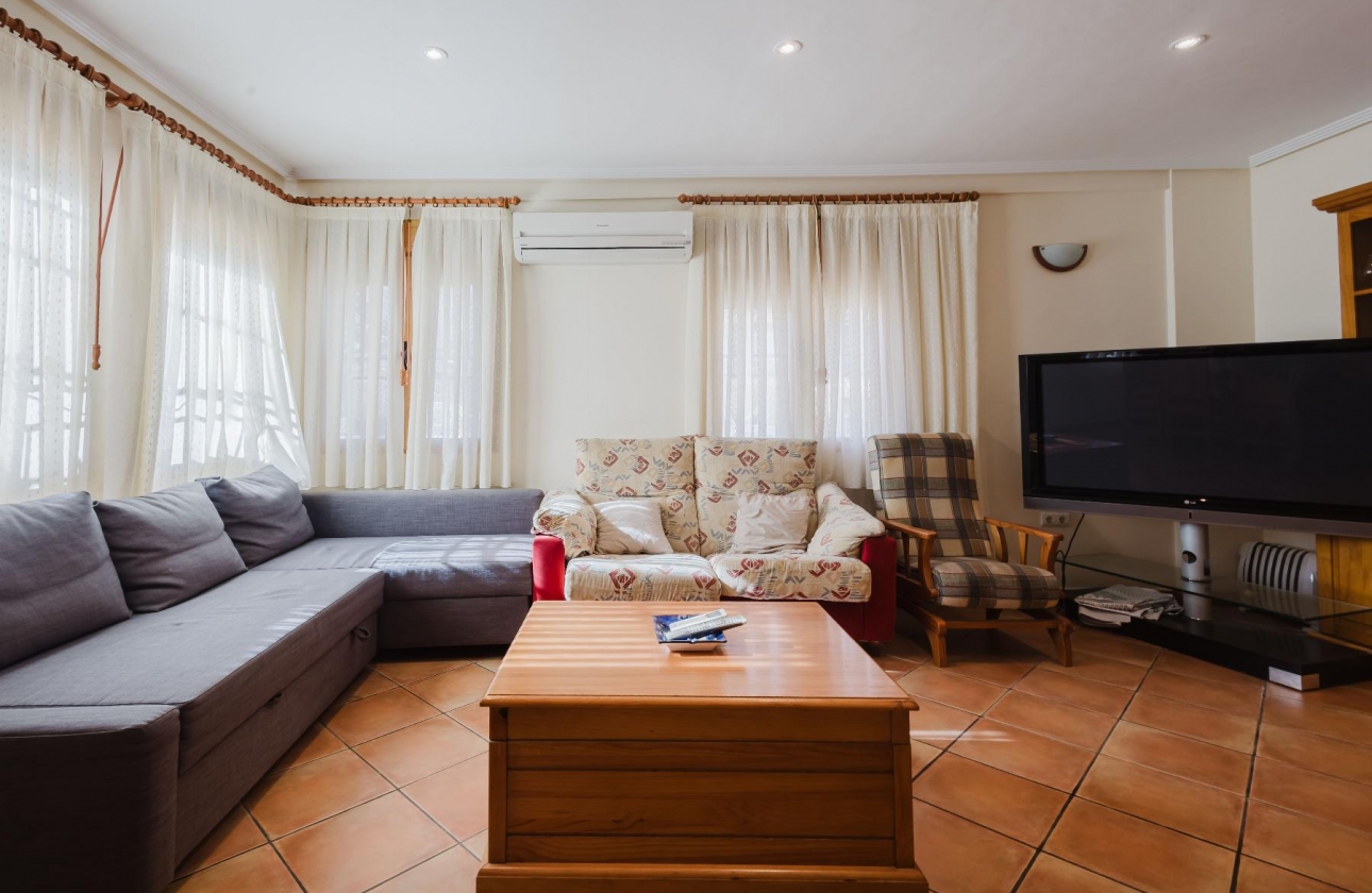 Resale - Bungalow - Torrevieja - PLAYA DE LA MATA